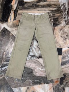 (Category: ) located in . Submitted by sellclothesandbag (Listing ID 1466281350, Image 1). Description: .