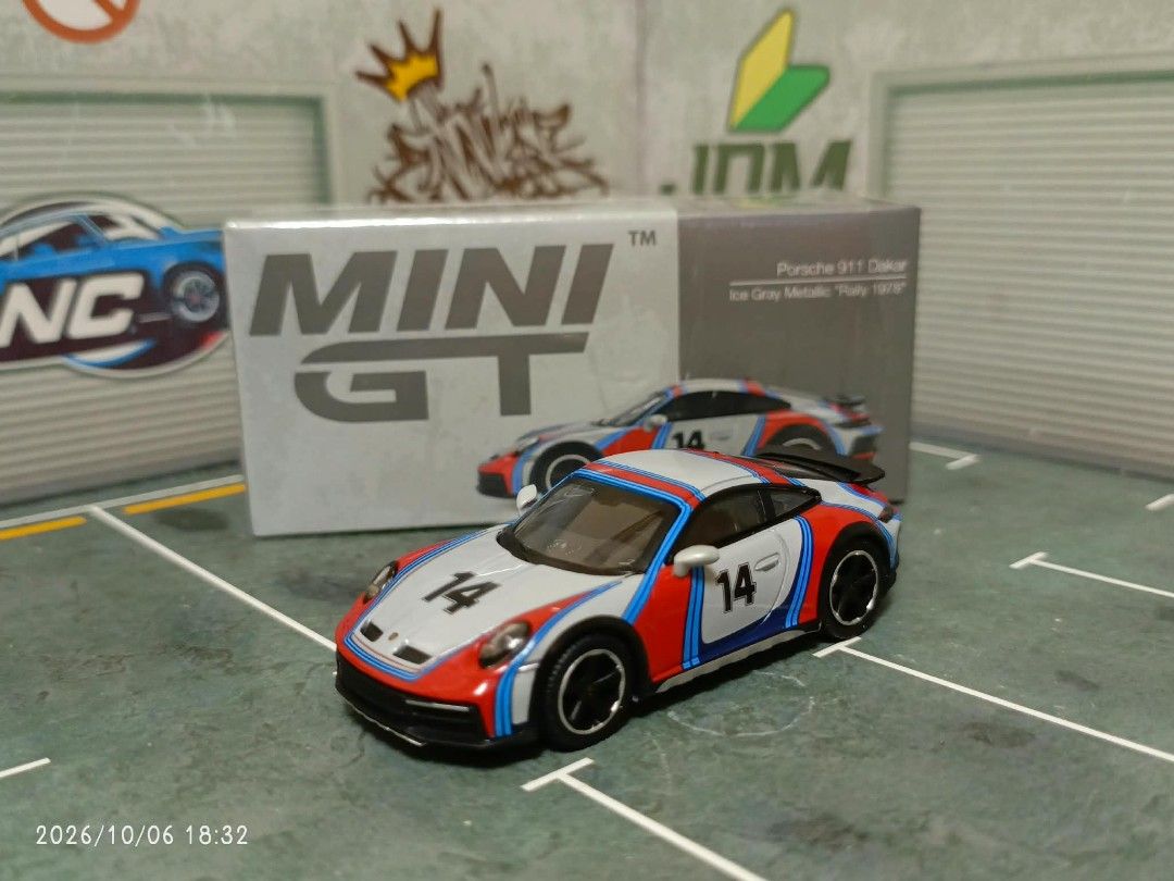 Diecast Porsche (Category: Kids Toys) located in Batangas. Submitted by ranran4812 (Listing ID 1466274362, Image 2). Description: 1500 set.