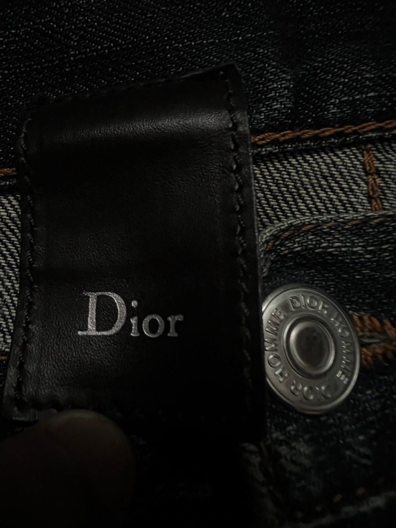 DIOR HOMME KVA (Category: Jeans) located in Lucena. Submitted by netnyahyo (Listing ID 1466214274, Image 3). Description: Dior Homme KVA japan release, altered. altered to 33 - 34 can fit me im 5’4 size 30 thighs 9.5 knee 7 leg op 4.5 front rise 9.5 DM.