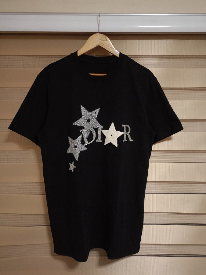 Dior Star Graphic Shirt (Category: Tshirts & Polo Shirts ) located in Valenzuela. Submitted by One.Only.Nan (Listing ID 1466292342, Image 1). Description: 2 on tag Actual W21 L30" Excellent condition 9 color rate MOP GCASH MAYA AUB BPI VALENZUELA CITY.