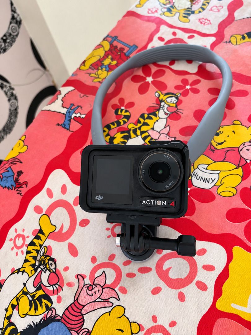 DJI Action 4 with neck mount and frame (Category: Video Cameras) located in Candelaria. Submitted by palaganasreggie-71465 (Listing ID 1466327108, Image 1). Description: DJI Osmo Action 4 Telesin Quick Release Neck Mount RFS: Hindi na nagagamit.