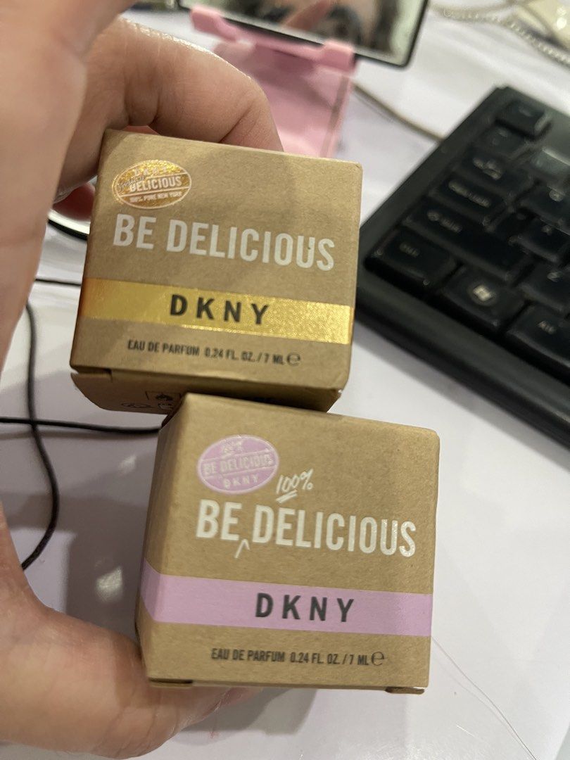 DKNY Be Delicious Eau de Parfum Mini Set (Category: Fragrance & Deodorants) located in Paranaque City. Submitted by twinmanila (Listing ID 1466159041, Image 3). Description: - Brand: DKNY Be Delicious - Volume: 2 x 7ml mini perfumes - Concentration: Eau de Parfum (EDP) - Condition: Brand new, never opened or sprayed, comes in original packaging - Colors/Variants: One gold box, one pink box - Scent Profile: Fresh and fruity - Perfect for: Travel, 