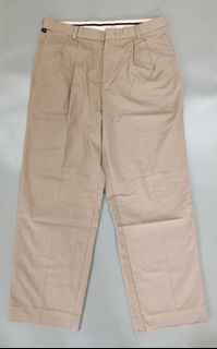 (Category: ) located in . Submitted by aydenthriftwear (Listing ID 1466190519, Image 1). Description: .