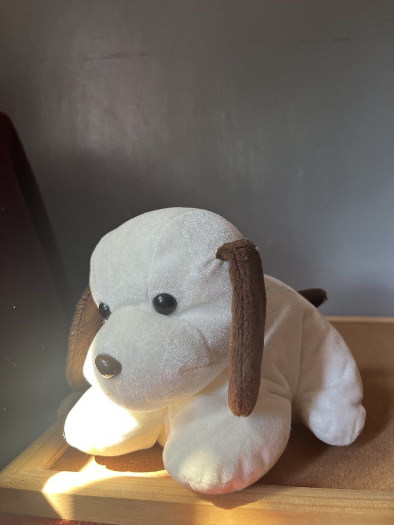 Dog Plush Stuff Toy (Category: Plushies & Soft Toys) located in Baguio. Submitted by gaara1234 (Listing ID 1466161723, Image 3). Description: Bawal sa maarte Need wash since nastock pang sa storage box What you see is what you get ☺️.