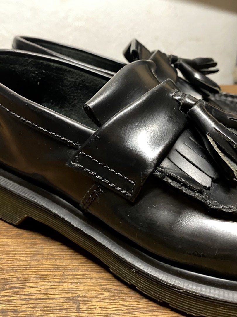 Dr. Martens Adrian Tassel Loafers (Category: Dress Shoes) located in Cagayan de Oro. Submitted by adenlarco (Listing ID 1466251301, Image 3). Description: Dr. Martens Adrian Tassel Loafers Size: EU 41 No issue.