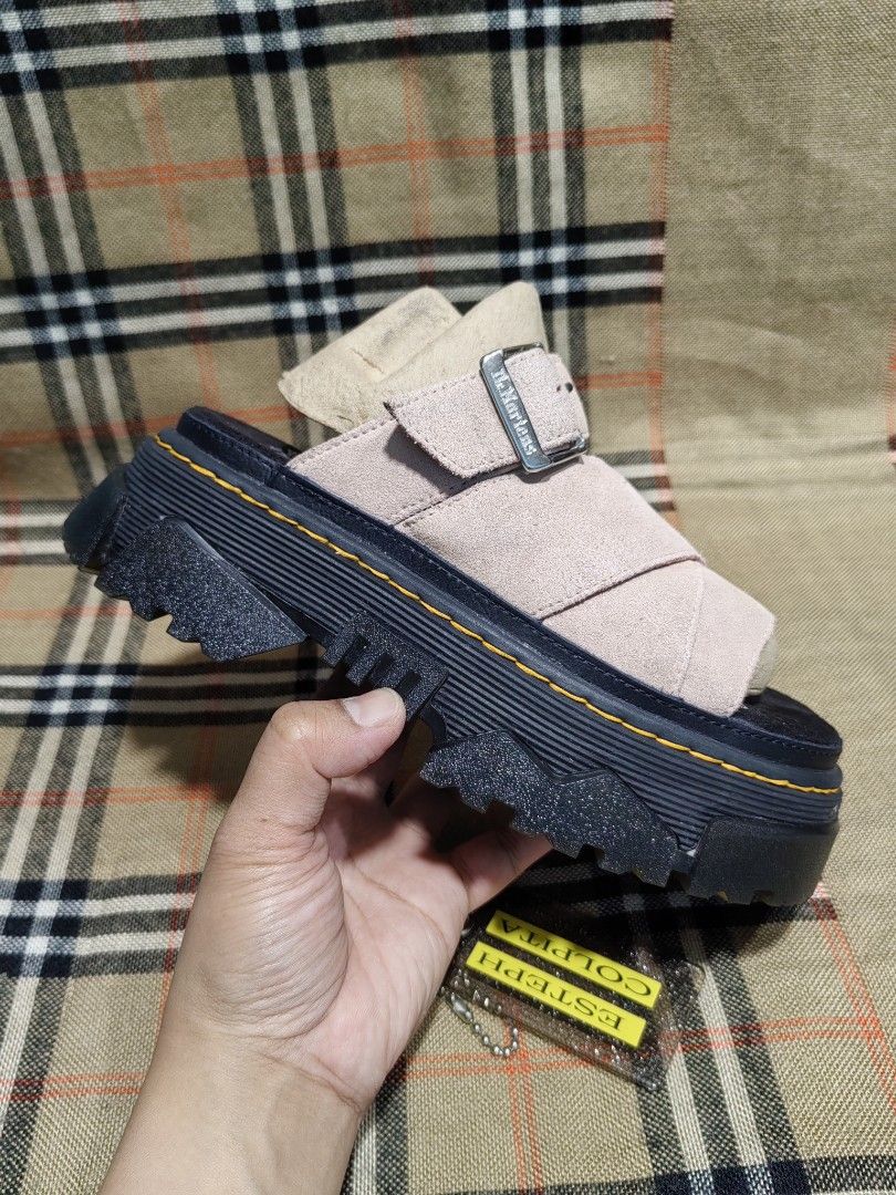 DR. MARTENS MATTISON QUAD (Category: Flats & Sandals) located in Baguio. Submitted by curated_luxe_brandeds (Listing ID 1466191460, Image 2). Description: DR. MARTENS MATTISON QUAD AUTHENTIC PAIR UK 3 US 5 WOMENS EUR 36 PHP 4000+SF SEE PICS FOR DETAILS EXCELLENT CONDITION COLOR MAY VARY DUE TO LIGHTING MOP BDO /GCASH NO COD /COP PHYSICAL STORE :STALL 324A THIRD FLOOR SKYWORLD SESSION ROAD BAGUIO CITY FB PAGE /CAROUSELL : curated_luxe_brandeds FAC