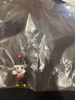 (Category: ) located in . Submitted by juntoys_8989 (Listing ID 1466273177, Image 1). Description: .