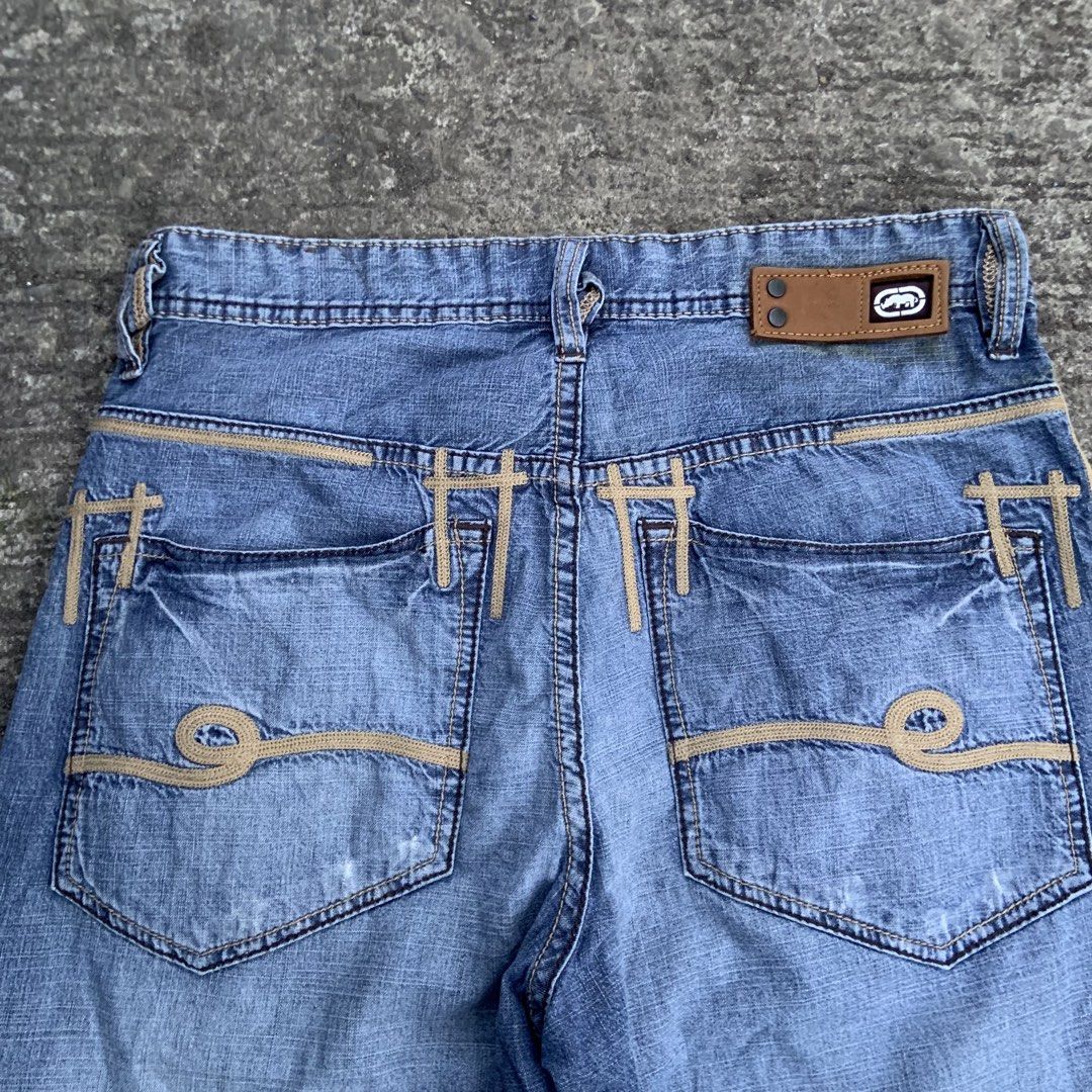 ECKO UNLTD BAGGY FIT PANTS (Category: Jeans) located in Tabaco. Submitted by bayhust (Listing ID 1466264172, Image 3). Description: 30x36.5x8 EXCELLENT 9.8/10 color rate altered hem.