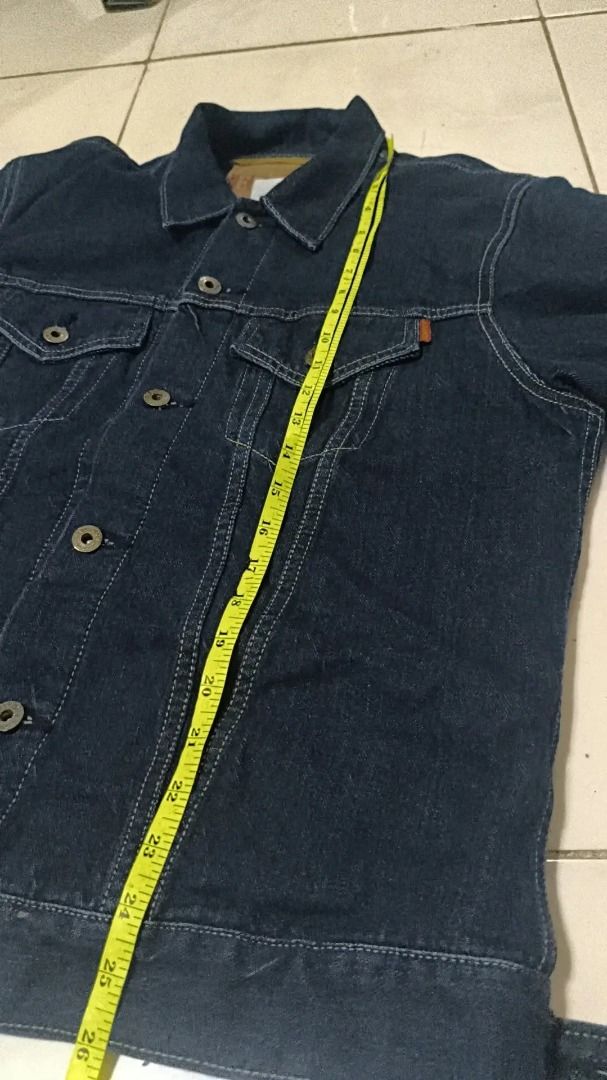 EDWIN DENIM JACKET WOOL LINING (Category: Coats, Jackets and Outerwear) located in Caloocan City. Submitted by lorkan04 (Listing ID 1466224359, Image 3). Description: 21.5x26 Large On Tag No Issue Authentic Excellent Condition .