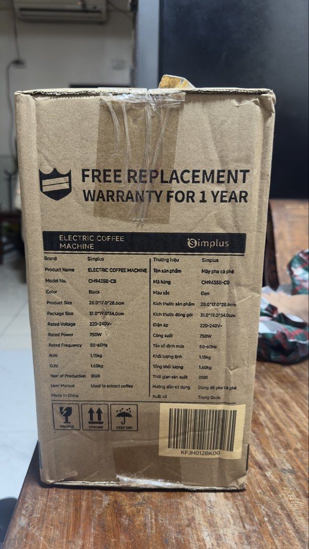 Electronic Coffee Machine (Category: Other Kitchen Appliances) located in Quezon City. Submitted by toyyytopia (Listing ID 1466311370, Image 3). Description: Brand new coffee maker Simplus Brand 750W year production 2026 pwedeng pwede sa maselan RFS: not needed at napanalunan lang po sa raffle .