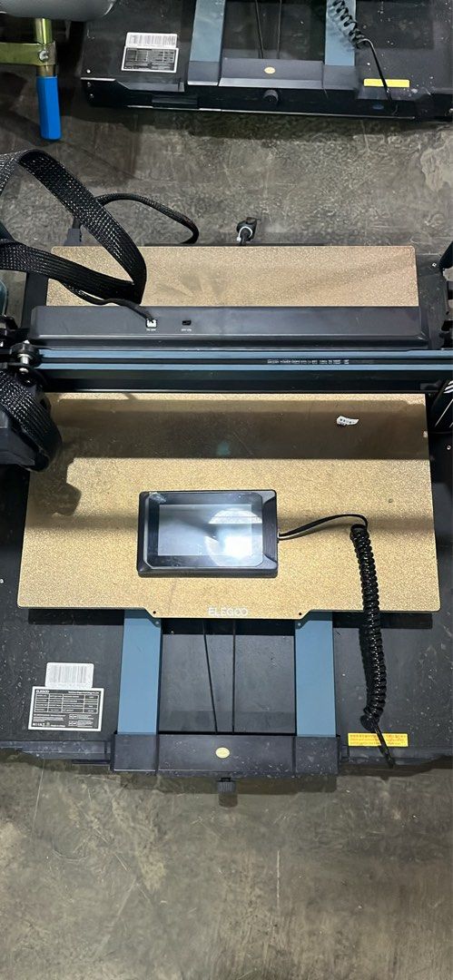 Elegoo Neptune 4 Max 3D Printer (Category: Printers, Scanners & Copiers) located in Manila. Submitted by prittielei (Listing ID 1466170908, Image 2). Description: - Model: Elegoo Neptune 4 Max FDM 3D Printer (Tested & 100% working) - Massive Build Volume: 420 x 420 x 480 mm for large-scale projects - User-Friendly: Includes a magnetic PEI textured build plate and detachable touchscreen with coiled cable - Specs: Uses 1.75mm filament, 400W power r