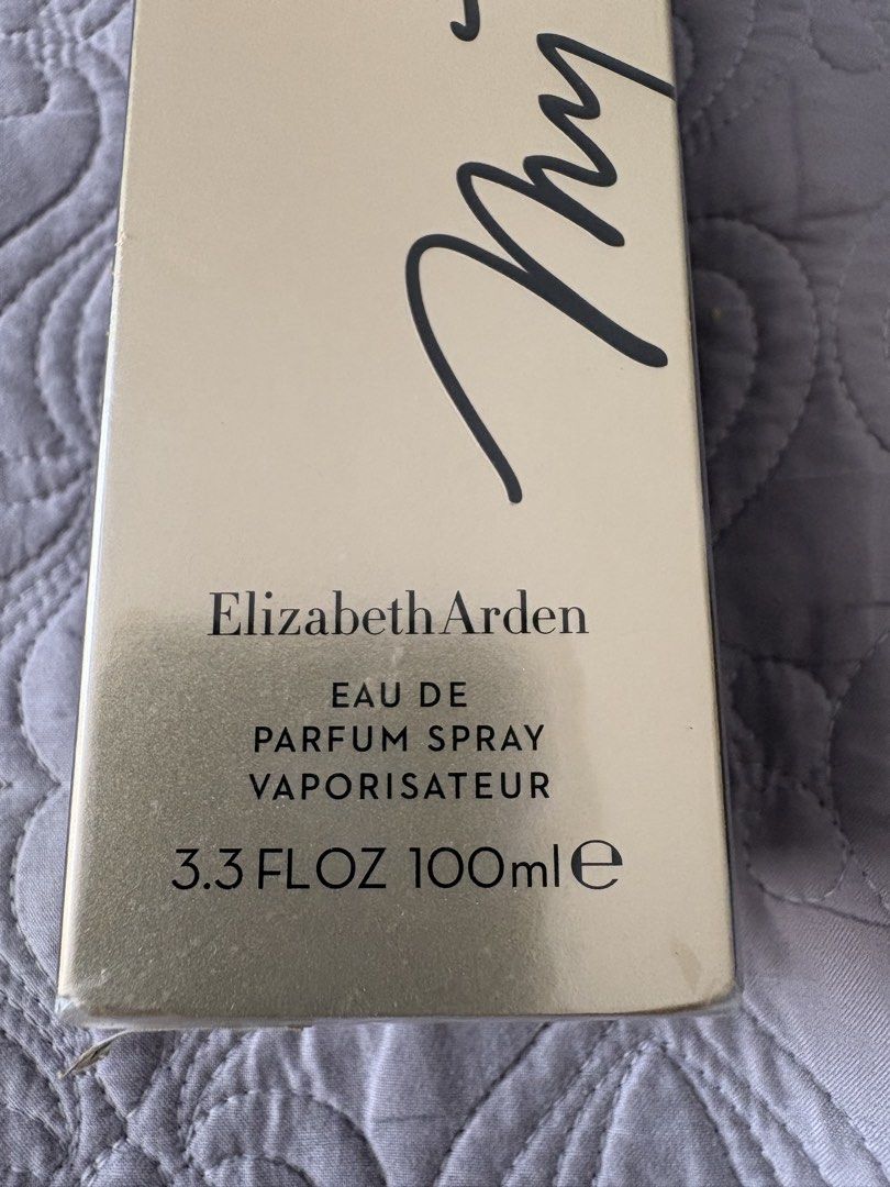 Elizabeth Arden Perfume - bought from Canada (Category: Fragrance & Deodorants) located in Antipolo. Submitted by curatedbyapril_777 (Listing ID 1466246957, Image 2). Description: - Authentic Elizabeth Arden fragrance empty gold box - Made in Spain (Distributed in New York and London) - Features full ingredient list and caution notices on the back - Original Shoppers Drug Mart price sticker attached at the top.