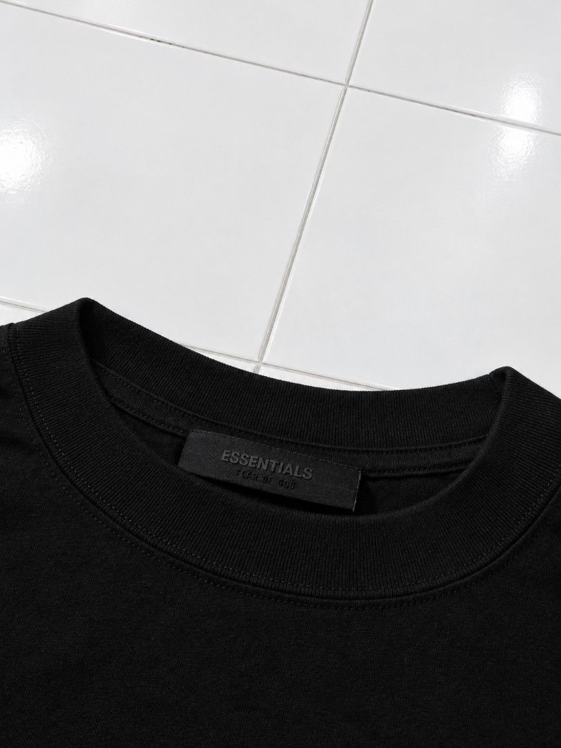 Essentials (Category: Formal Shirts) located in Imus. Submitted by ukay_everyday05 (Listing ID 1466250998, Image 3). Description: .