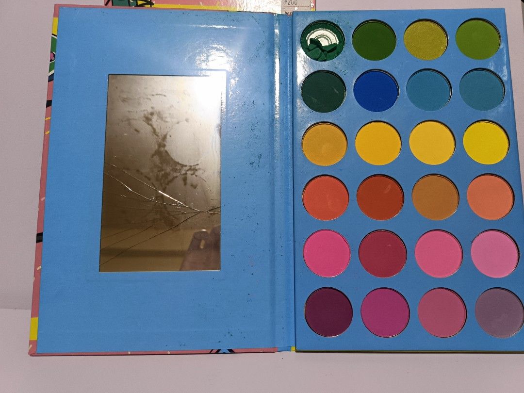 Eye shadow Pallete with ISSUE (Category: Makeup) located in Caloocan City. Submitted by wjsixteen (Listing ID 1466212323, Image 2). Description: .