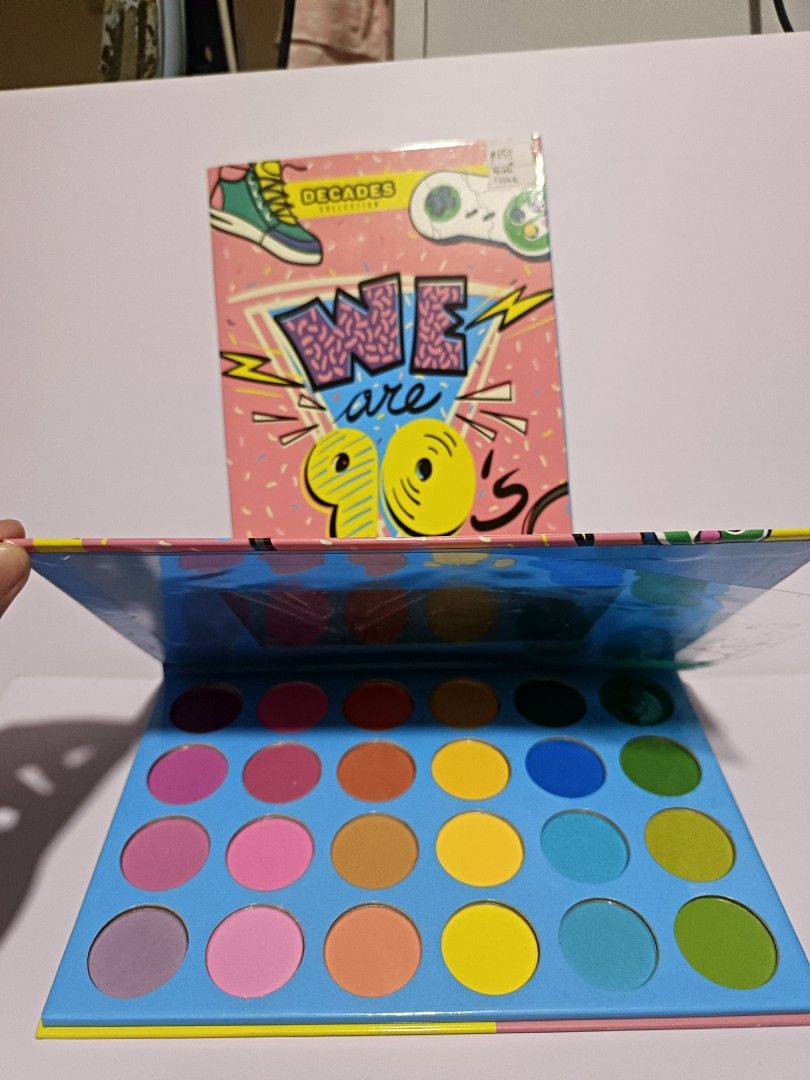 Eye shadow Pallete with ISSUE (Category: Makeup) located in Caloocan City. Submitted by wjsixteen (Listing ID 1466212323, Image 1). Description: .