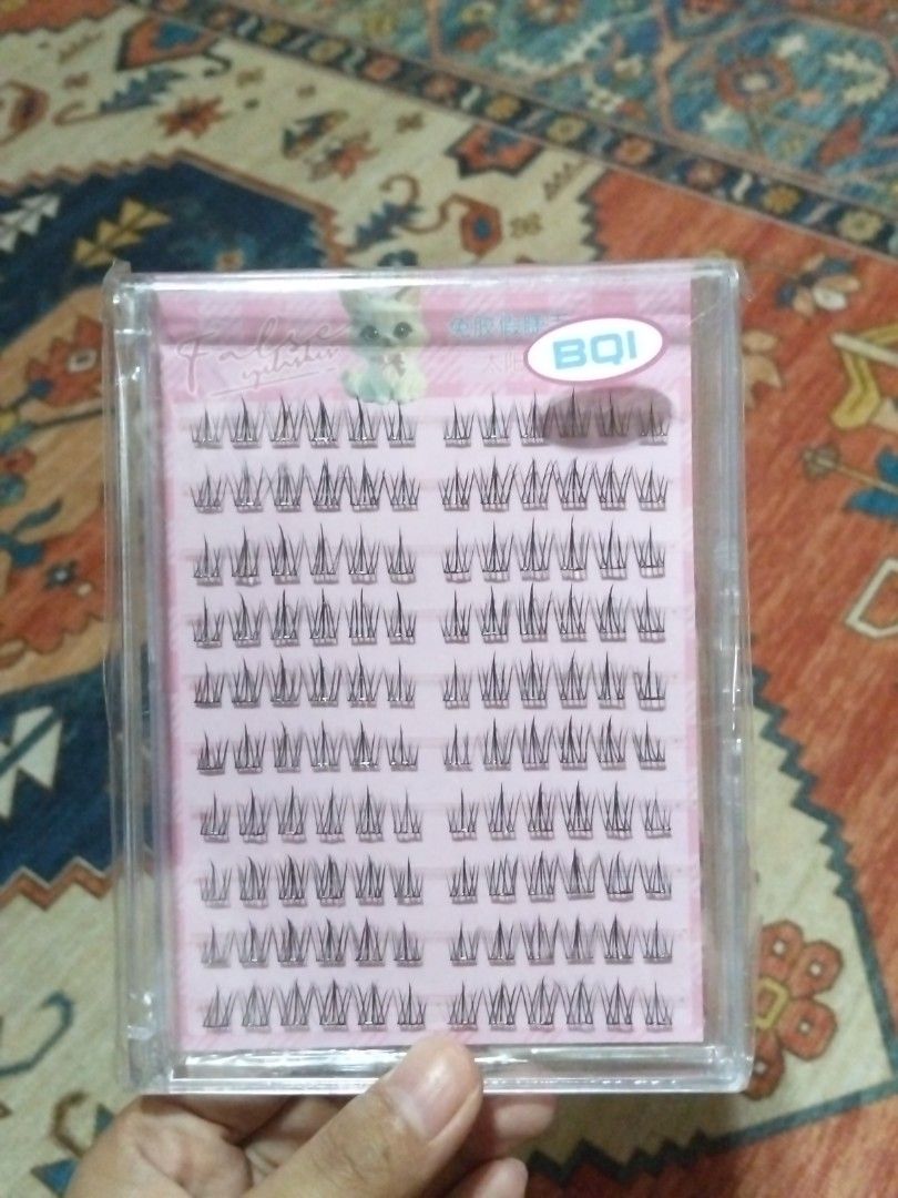False Eyelashes Cluster with FREE Tweezers (Category: Makeup) located in Quezon City. Submitted by yanasss_closet (Listing ID 1466271878, Image 1). Description: Buy 1 for ₱200 Buy 2 for ₱350 Location QC.