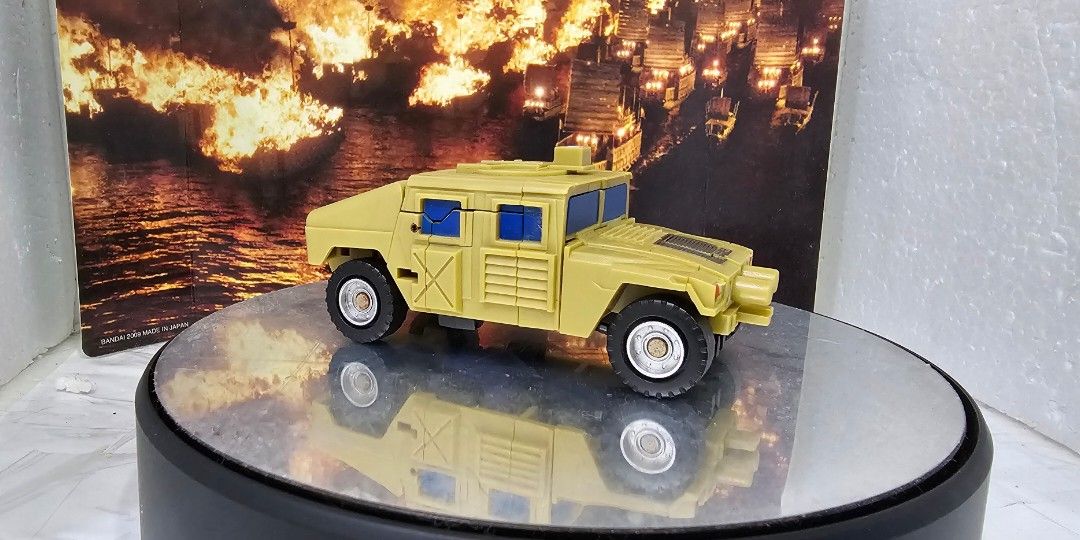 Fansproject Swindle transformer figure (Category: Action & Battle Toys) located in Baguio. Submitted by bitsbaguio (Listing ID 1466209268, Image 2). Description: - Fansproject swindle pre-loved action figure. - Figure only. No weapons and bruticus accessories. - Sold as-is. wysiwyg.