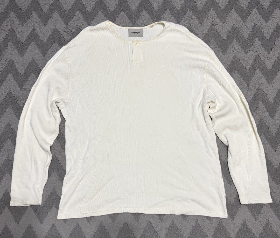 Fear Of God Essentials - Ivory Sweatshirt (Category: Coats, Jackets and Outerwear) located in Cavite. Submitted by commoncourtesy (Listing ID 1466232849, Image 1). Description: Size Large.