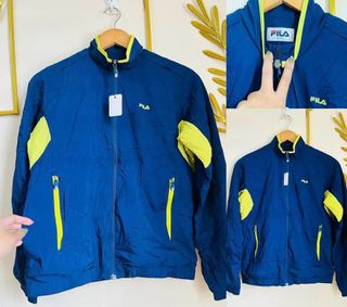 (Category: ) located in . Submitted by bengirlclothing (Listing ID 1466197771, Image 1). Description: .
