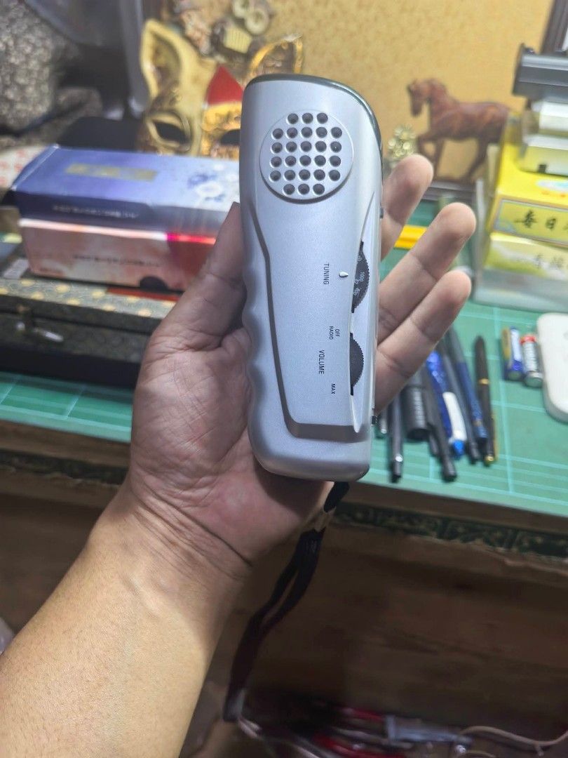 Flashlight with Radio and Sounds (Category: Lighting) located in Cebu City. Submitted by dudes_villanueva (Listing ID 1466289528, Image 1). Description: Flashlight with Radio and Sounds Like New 📌 In excellent working condition. 📌 Working AM/FM Radio 📌 3 AAA Battery Operated..