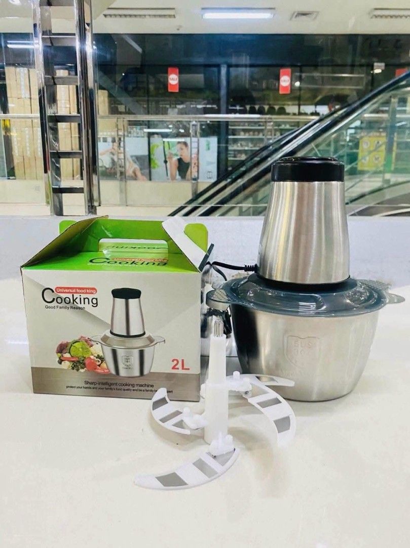 Food processor 2L (Category: Juicers, Blenders & Grinders) located in Manila. Submitted by yzlshop (Listing ID 1466267888, Image 1). Description: .
