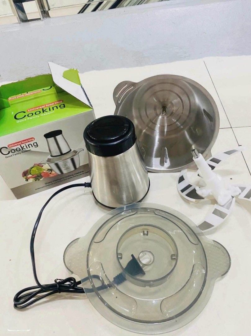 Food processor 2L (Category: Juicers, Blenders & Grinders) located in Manila. Submitted by yzlshop (Listing ID 1466267888, Image 2). Description: .