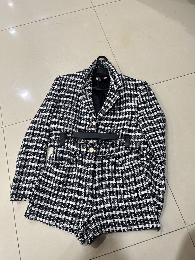 FOR SALE (Category: Sets or Coordinates) located in Bulacan. Submitted by sef19 (Listing ID 1466256009, Image 1). Description: ZARA - size : medium sets condition : excellent price : ₱1,780 - mop : gcash / jnt pm 📩📩📩 📍BULACAN.
