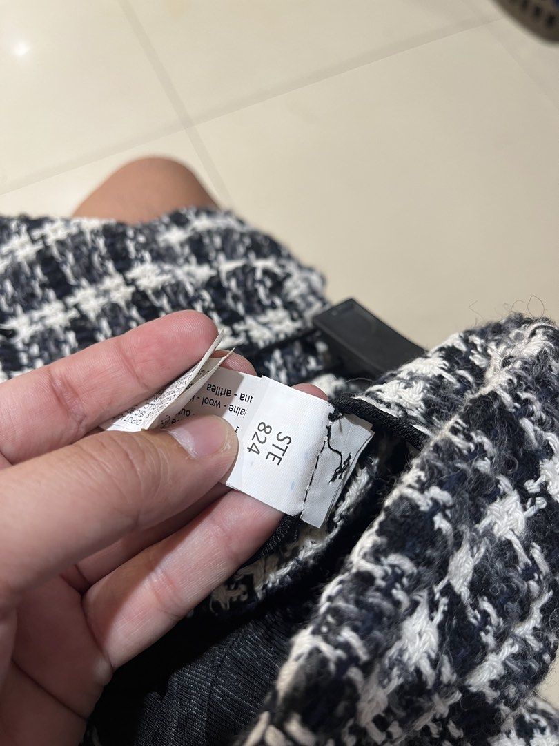 FOR SALE (Category: Sets or Coordinates) located in Bulacan. Submitted by sef19 (Listing ID 1466256009, Image 3). Description: ZARA - size : medium sets condition : excellent price : ₱1,780 - mop : gcash / jnt pm 📩📩📩 📍BULACAN.