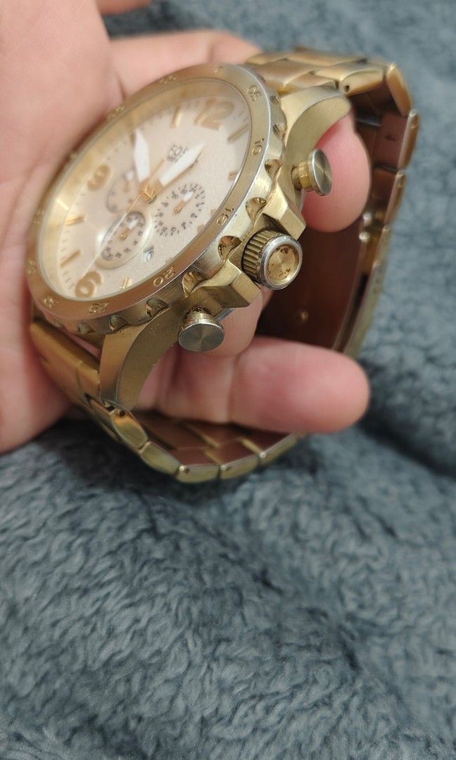 Fossil Nate Chronograph / JR1479 (Category: Men's Watches) located in Cebu City. Submitted by aceoftime (Listing ID 1466319445, Image 3). Description: In good working condition Fully working chronograph quartz movt with date display All in stainless steel gold tone plating 50mm big face watch Watch only Our Guarantee: 💯 Authentic All watches are checked by our experienced technician to ensure good functionality Please manage your expectations si