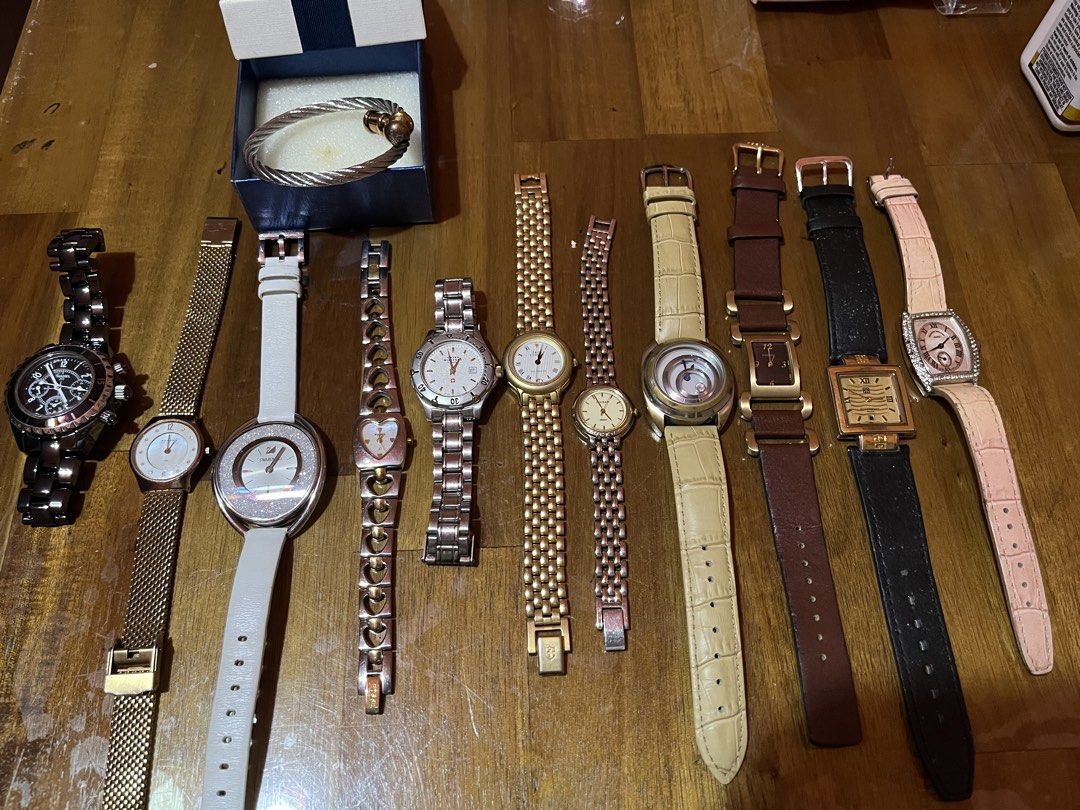 Fossil rectangular brown leather strap wristwatch (Category: Women's Watches) located in Angeles City. Submitted by phynes (Listing ID 1466255004, Image 1). Description: Assorted watch. all authentic in excellent condition. Dm for info details. .