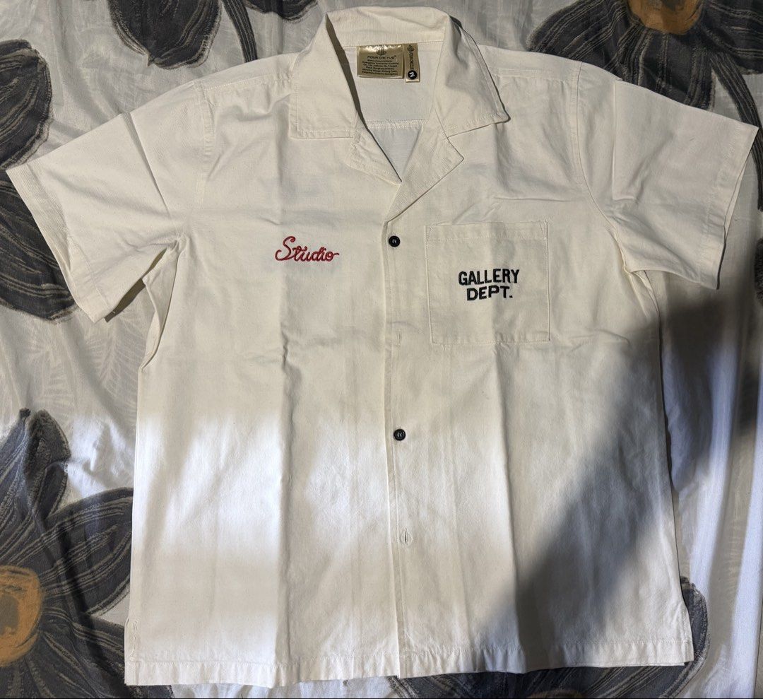 Four Cactus Gallery Dept Polo (Category: Formal Shirts) located in Manila. Submitted by neural12344 (Listing ID 1466189915, Image 1). Description: .