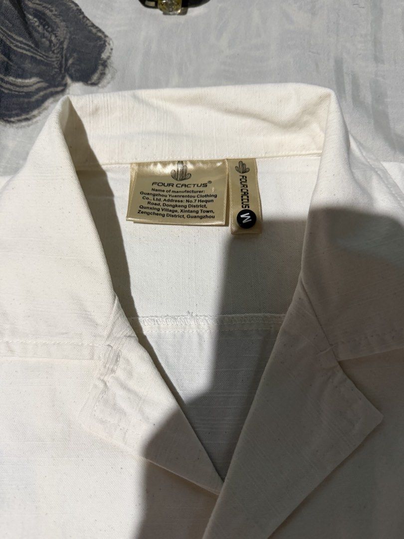 Four Cactus Gallery Dept Polo (Category: Formal Shirts) located in Manila. Submitted by neural12344 (Listing ID 1466189915, Image 3). Description: .