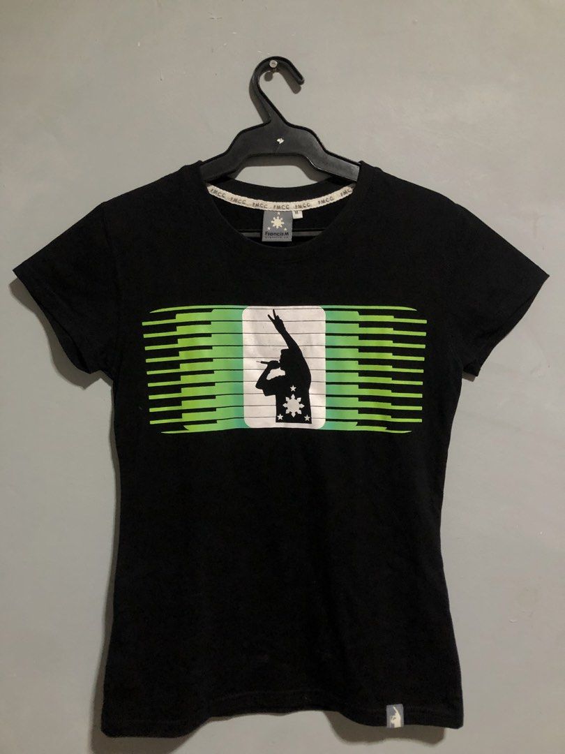 FrancisM Clothing Co. (Category: Networking) located in Tarlac. Submitted by jds_thrift (Listing ID 1466288123, Image 1). Description: 𝗙𝗠𝗖𝗖 𝗠𝗜𝗖 𝗕𝗟𝗜𝗡𝗚 𝗚𝗥𝗘𝗘𝗡 𝗚𝗥𝗔𝗣𝗛𝗜𝗖 *2010s WOMEN'S T-SHIRT * 𝗧𝗔𝗚: Francis M Clothing C.O 𝗖𝗢𝗡𝗗𝗜𝗧𝗜𝗢𝗡: 9.5/10 𝗦𝗜𝗭𝗘: M 𝗠𝗘𝗔𝗦𝗨𝗥𝗘𝗠𝗘𝗡𝗧𝗦: L 24.5” × W 16” 💸 𝗠𝗜𝗡𝗘: ₱250.