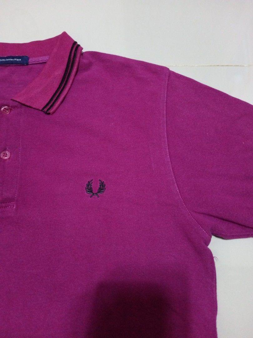 Fred Perry polo shirt (Category: Activewear) located in Manila. Submitted by _t20hrift (Listing ID 1466331882, Image 3). Description: Fred Perry polo shirt Size •Medium Excellent condition 20 | 26 Dimension.