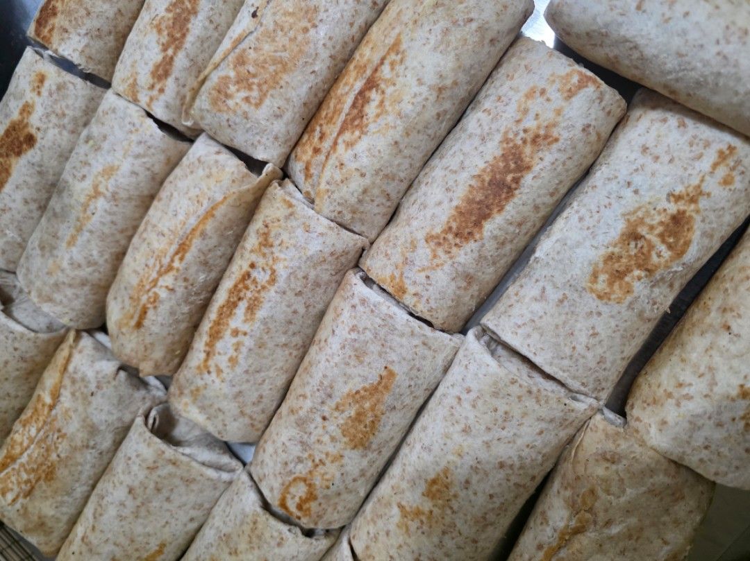 Frozen Breakfast Burrito (Category: Chilled & Frozen Food) located in Pasig City. Submitted by mfs02015 (Listing ID 1466312419, Image 2). Description: Frozen Breakfast Burrito * Beef & Kangkong Bliss * P150 per Pc P295 - 2pc Pack * Wok N Roll Sesame Chicken & Corn * P130 per Pc P255 - 2pc Pack Location : Megaplaza, ADB Avenue, Ortigas, Pasig.