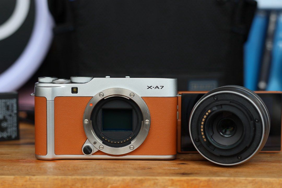Fujifilm X-A7 Mirrorless Camera (Category: Cameras) located in Manila. Submitted by lenascamera (Listing ID 1466174310, Image 3). Description: NOTE: Sa dami po ng message na natatangap ko, naka hold napo ang Mga message hindi napo ako makapag reply pero na babasa ko kaya hanggat maari mag direct na kayo sa page ko sa facebook Lena’s camera para makareply ako agad salamat. Fujifilm X-A7 Mirrorless Camera Price: ₱27,500 Color: Brown Condition: No i