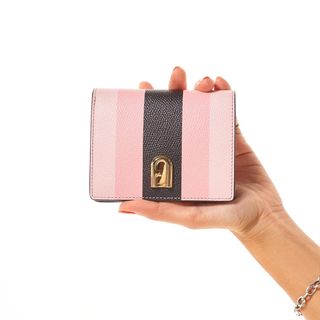 (Category: ) located in . Submitted by aylabtoshop (Listing ID 1466333602, Image 1). Description: .