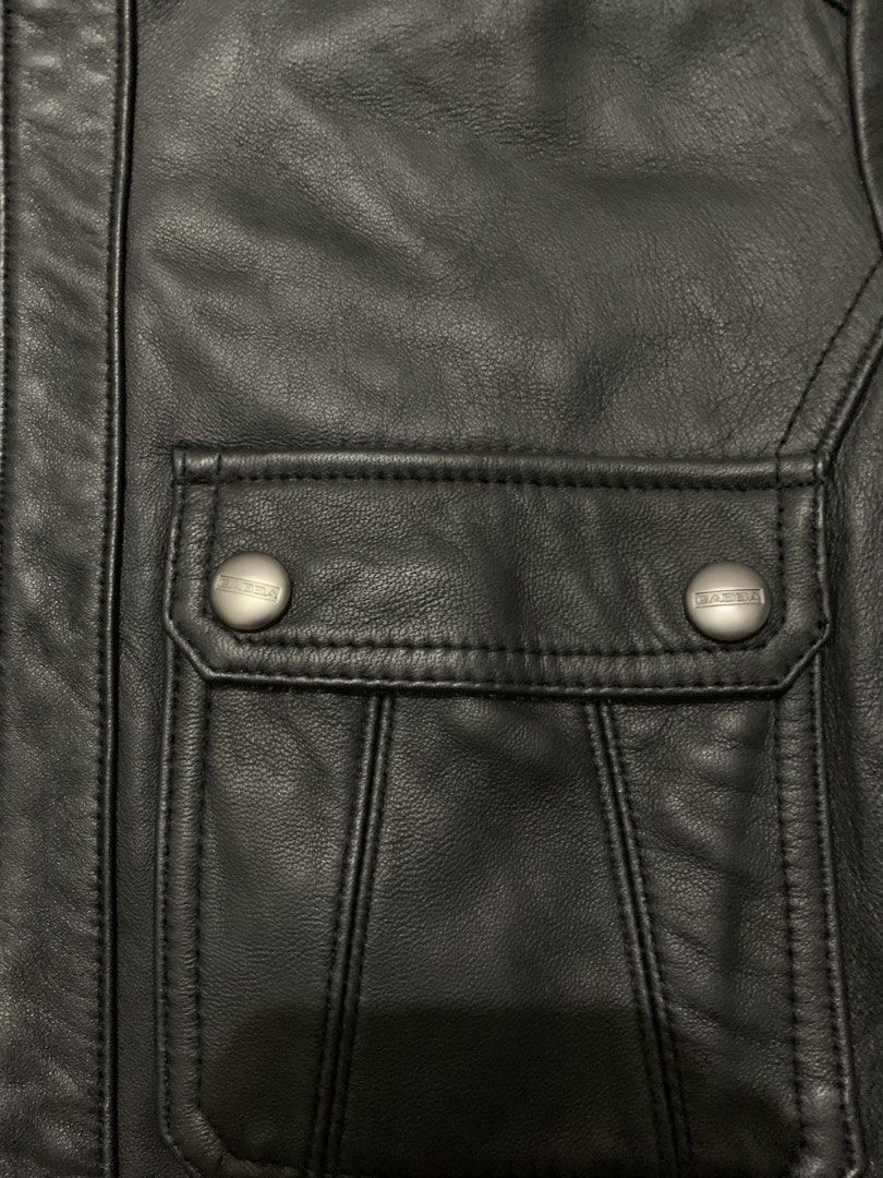 GABBA GENUINE LEATHER RIDERS JACKET MEN'S (Category: Coats, Jackets and Outerwear) located in Bulacan. Submitted by ridersthrift_ph (Listing ID 1466157254, Image 2). Description: GABBA GENUINE LEATHER RIDERS JACKET MEN'S In Great Condition No Flaws Size: 88 (KR 105, DK 42 / Chest 94cm Hips 100cm Height 165cm) Total Length 60 / Shoulder 41 / Chest Width 46 / Sleeve Length 61 Material: Outer fabric Genuine Leather (Lambskin) / Lining 100% Polyester
