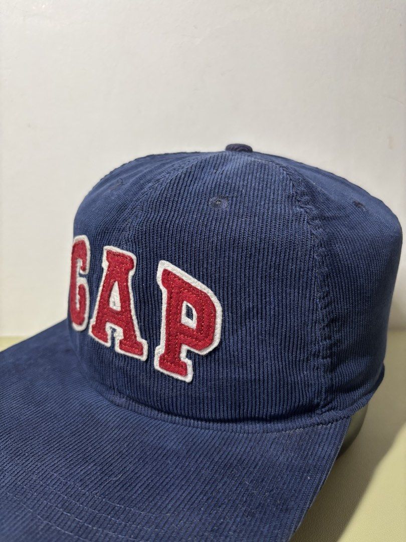 Gap 6 Panel Cap (Category: Caps & Hats) located in Bacolod City. Submitted by selda.13 (Listing ID 1466224038, Image 3). Description: Authentic Adjustable No issue.