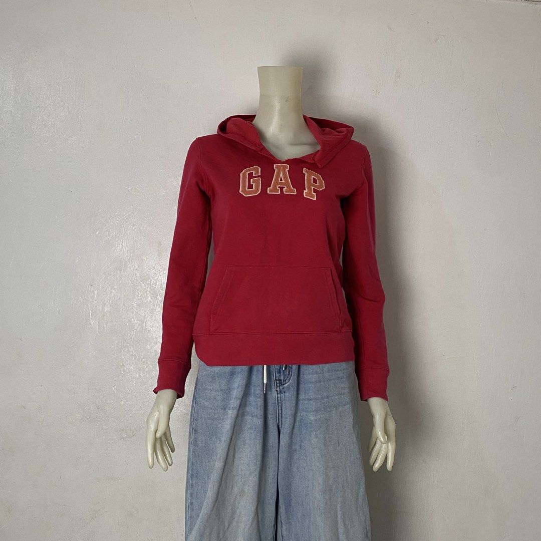GAP ✨ | Red Vintage GAP Spellout Pullover Hoodie (Category: Coats, Jackets and Outerwear) located in Bulacan. Submitted by orc.ph (Listing ID 1466264304, Image 2). Description: GAP ✨ | Red Vintage GAP Spellout Pullover Hoodie Material Used: Cotton - Red - Hood -Kangaroo Pouch -Ribbed Cuffs And Hem -Casual -Streetwear -Pullover -GAP Arch Spellout ‎-Size: M -Width: 19.5” ‎-Length: 21.5” ‎ ‎Used Condition. Minor Visible Flaws. ISSUE: Washable Stain.