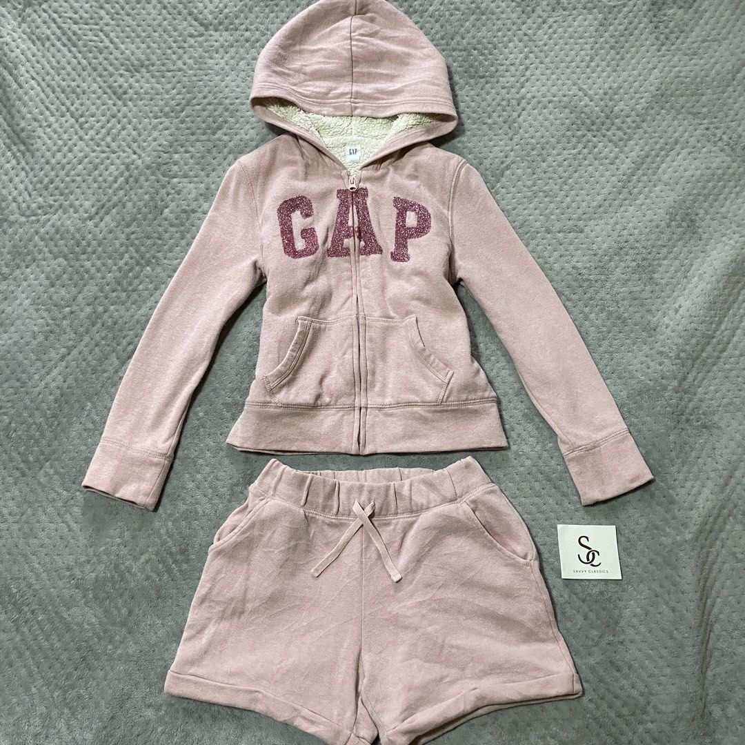 Gap Pink Jacket and Short Set (Category: Coats, Jackets and Outerwear) located in Ajuy. Submitted by savvyclassics (Listing ID 1466307215, Image 1). Description: Gap Jacket W:17 L:18.5 has stain Gap short W:24-28 L:12 .
