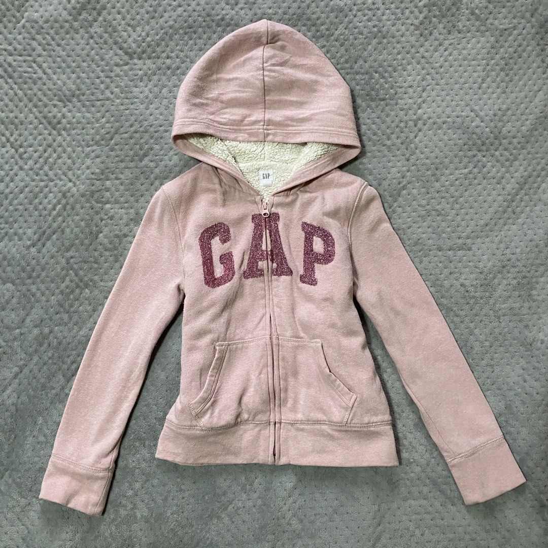 Gap Pink Jacket and Short Set (Category: Coats, Jackets and Outerwear) located in Ajuy. Submitted by savvyclassics (Listing ID 1466307215, Image 2). Description: Gap Jacket W:17 L:18.5 has stain Gap short W:24-28 L:12 .