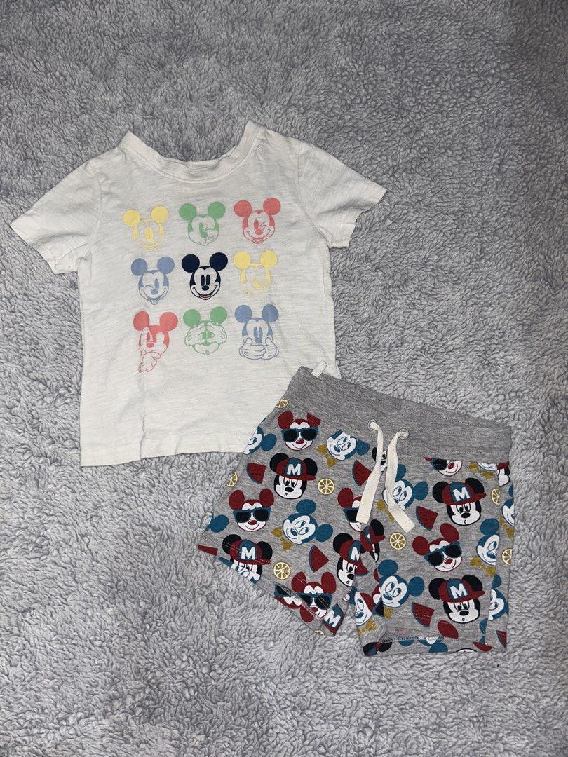 Gap Set (Category: Babies & Kids Fashion) located in San Jose. Submitted by abbsc. (Listing ID 1466177477, Image 1). Description: Size 24m/2T.