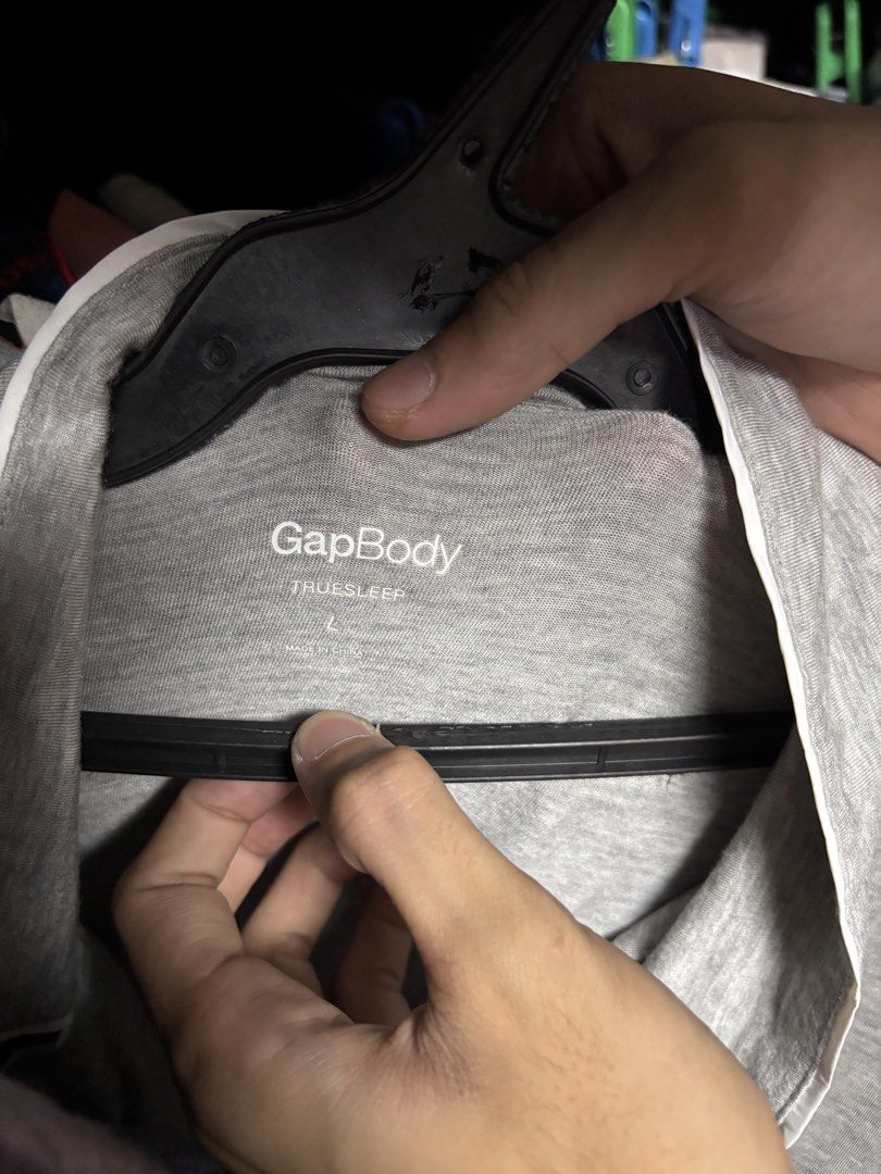 GapBody sleepwear longsleeve (Category: Longsleeves) located in Pila. Submitted by isabelasthriftclothes (Listing ID 1466301982, Image 2). Description: .