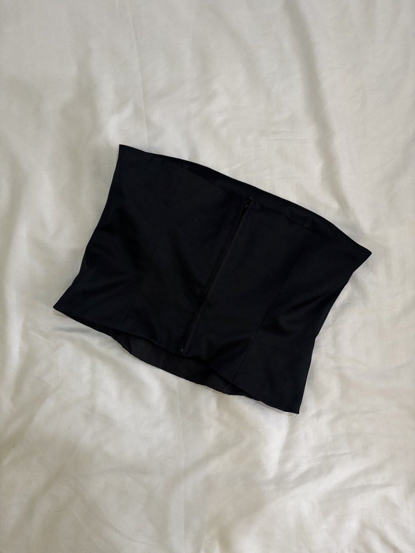 George Black Satin Tube Top (Category: Sleeveless) located in Manila. Submitted by prixo_btg_ (Listing ID 1466238686, Image 2). Description: - Brand: George - Color: Black - Material: Smooth satin with full lining - Condition: Excellent, worn only once or twice.