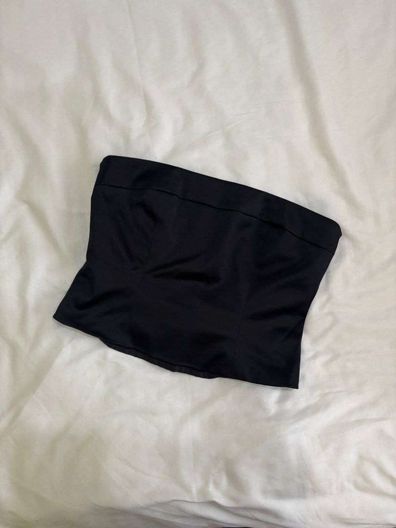 George Black Satin Tube Top (Category: Sleeveless) located in Manila. Submitted by prixo_btg_ (Listing ID 1466238686, Image 1). Description: - Brand: George - Color: Black - Material: Smooth satin with full lining - Condition: Excellent, worn only once or twice.