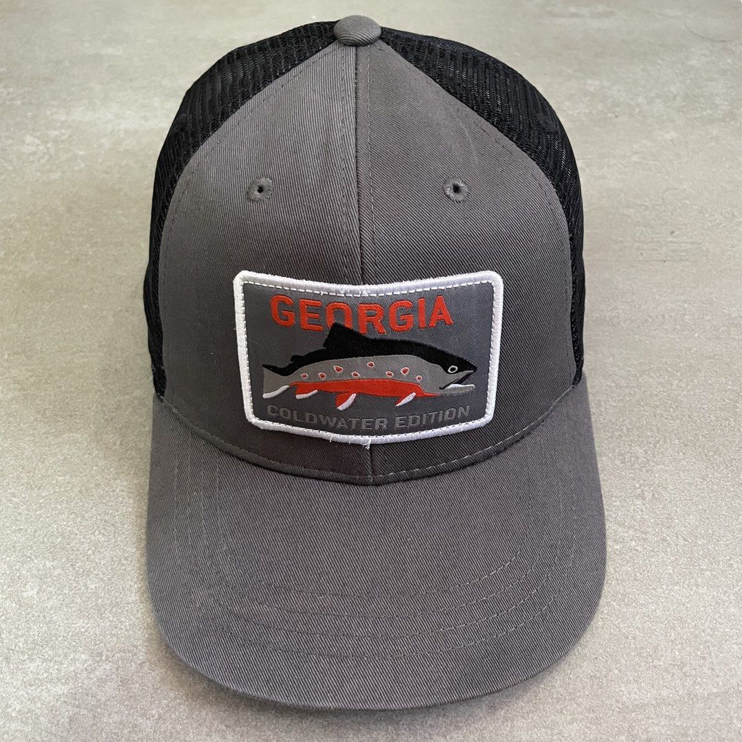 Georgia Cold Water Trucker Hat (Category: Caps & Hats) located in Mabalacat. Submitted by goldengarms_ (Listing ID 1466203683, Image 2). Description: Size: One Size Condition: Excellent Color rate: 9.5/10 or better Issue: N/A Price is still negotiable for sure buyer 👍 - Payment thru GCash, Maya or Security Bank 💳 - Shipping via J&T Express 🛩️ Pm us for more details. Thank you! 📩.