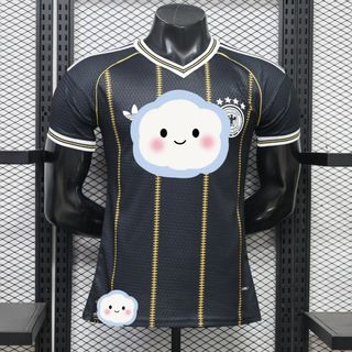(Category: ) located in . Submitted by msia_football_jersey (Listing ID 1466186748, Image 1). Description: .