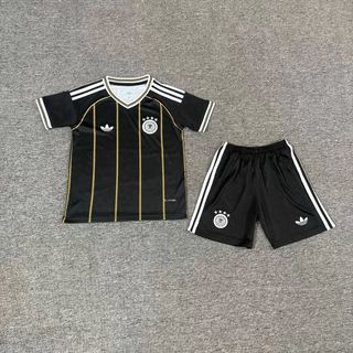 (Category: ) located in . Submitted by msia_football_jersey (Listing ID 1466181537, Image 1). Description: .