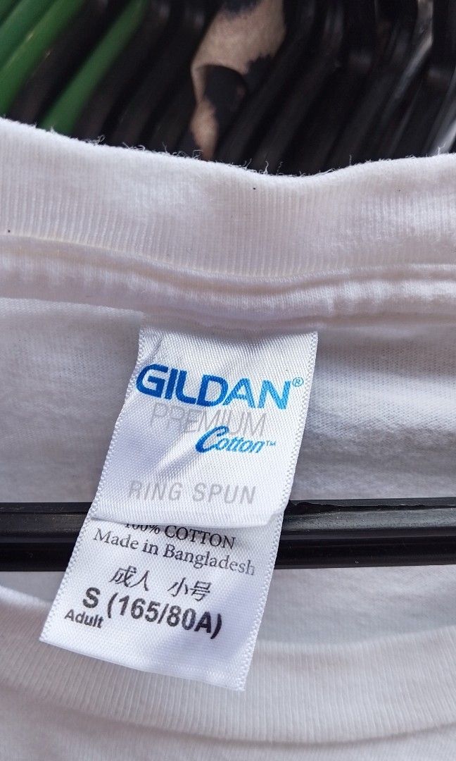 GILDAN T-SHIRT (Category: Tshirts & Polo Shirts ) located in Manila. Submitted by johans9 (Listing ID 1466166458, Image 1). Description: 18w 24L.